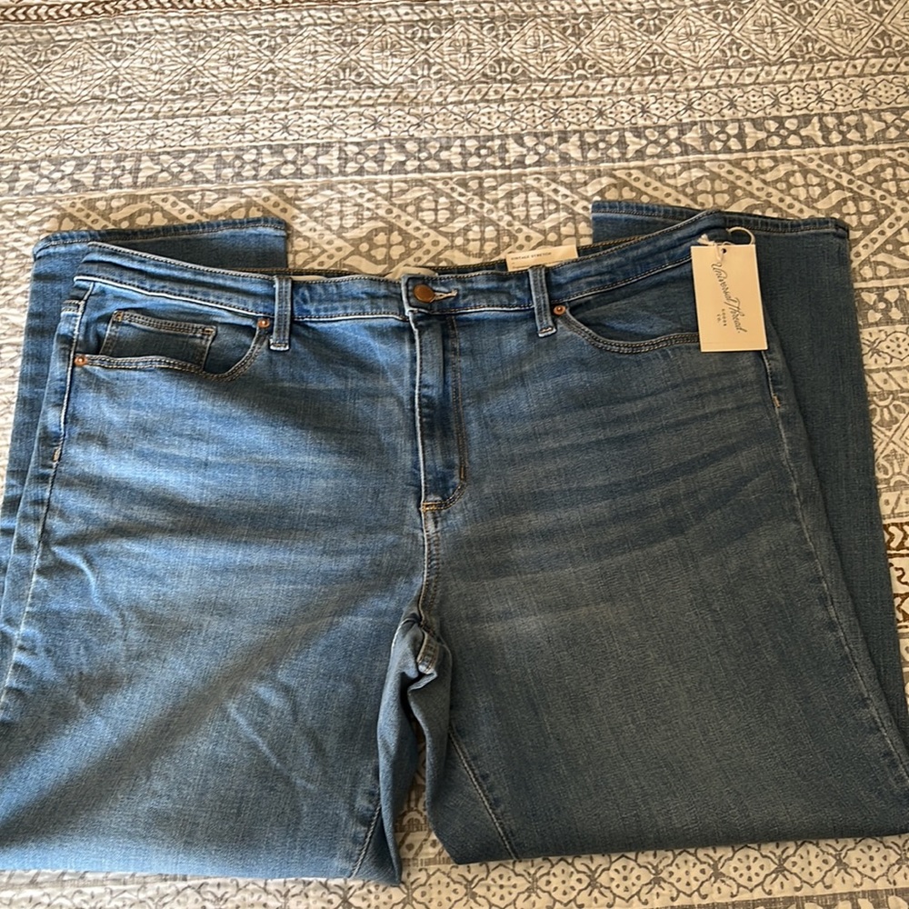 Universal Thread Jeans - Picture 6 of 13
